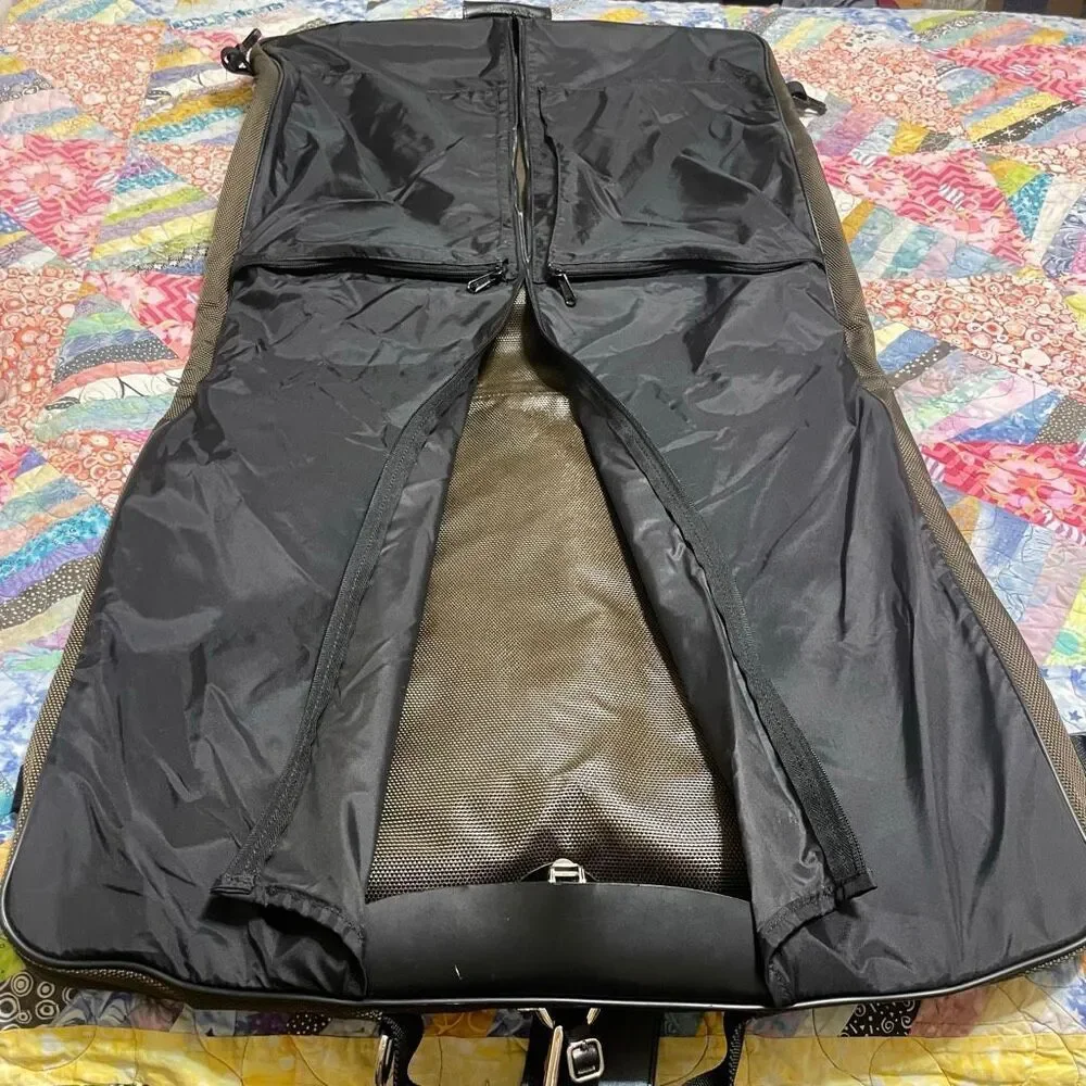 Hartmann Luggage Stratum Garment Bag XL